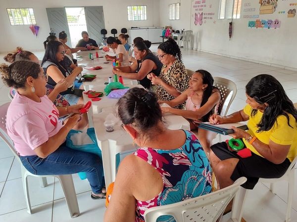 CRAS REALIZOU ENCONTRO COM GRUPO DE MULHERES DAS COMUNIDADES DO COMUM E PAJUÇARA